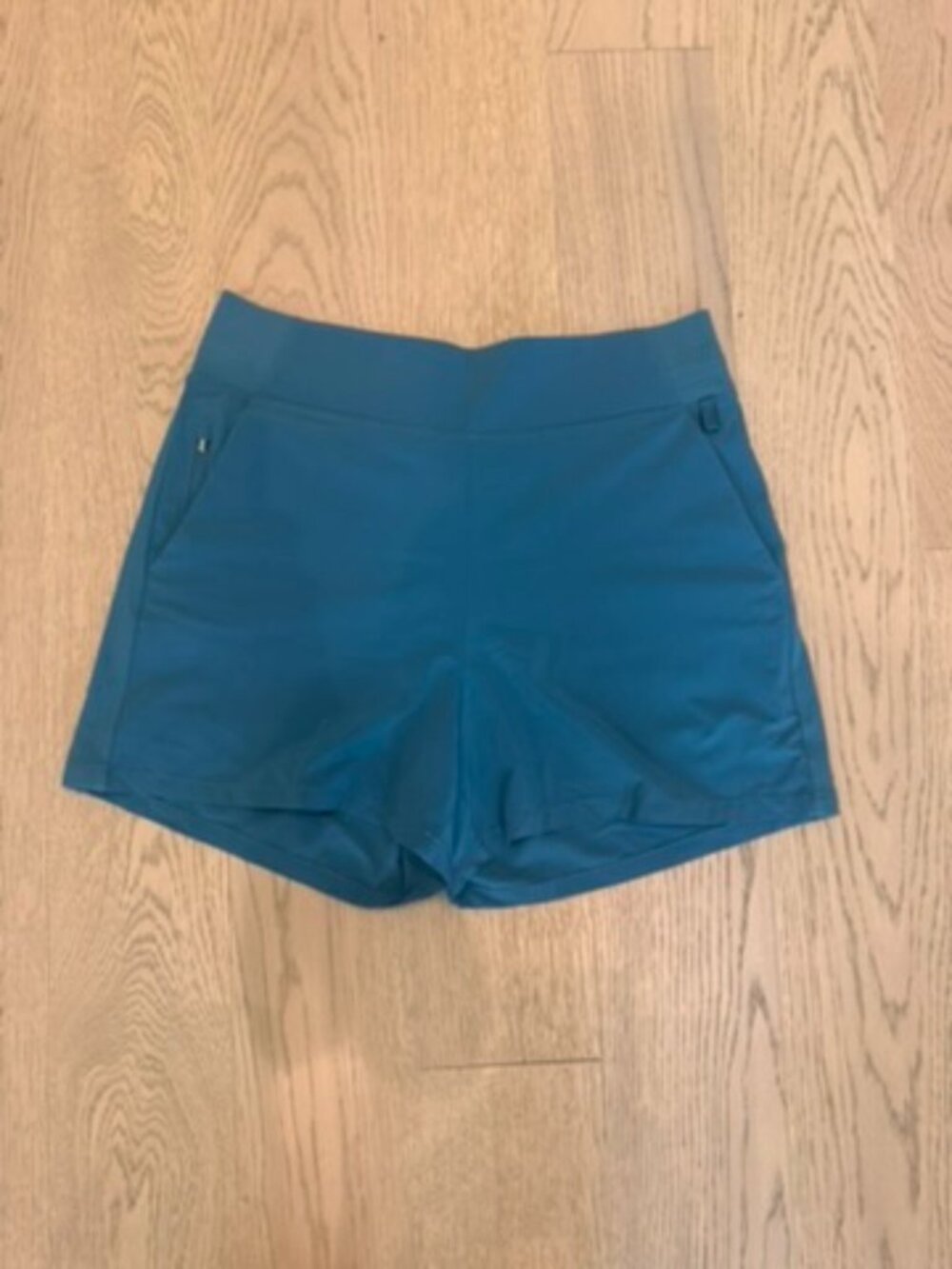 Athleta Brooklyn Short | Size 8 | Turquoise | 4" Inseam | VGUC |